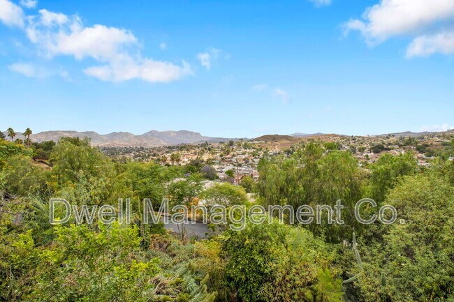 Foto del edificio - 8841 Almond Rd