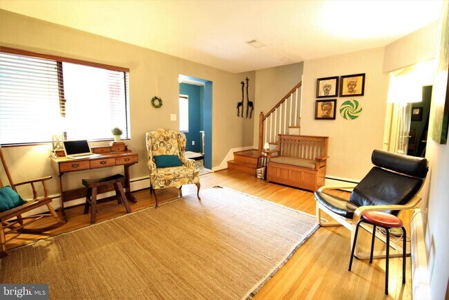 Building Photo - 10813 Woodhaven Dr