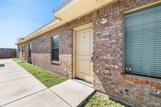 Foto del edificio - 18 E St