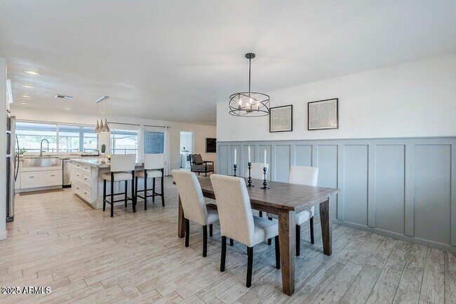 Foto del edificio - 10844 N 37th St