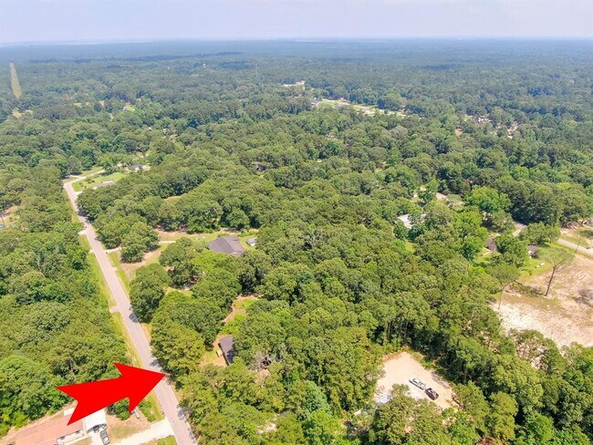 Foto del edificio - 127 Birchwood Dr