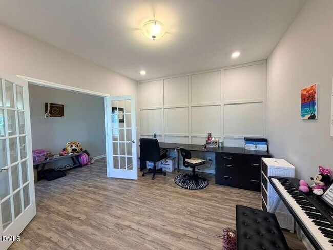 Building Photo - 2525 Elm Grant Dr