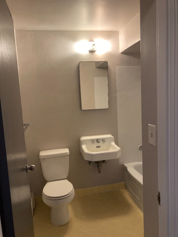Foto del edificio - 4742 22nd Ave NE