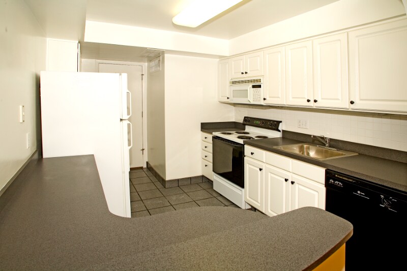 Foto principal - 3351 Warrensville Center Rd