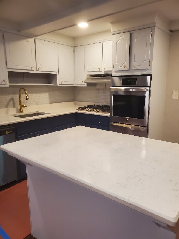 Foto del edificio - 2401 24th Ave