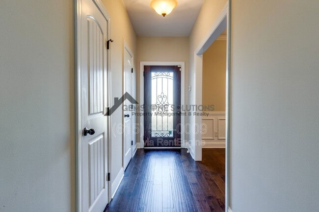 Building Photo - 1634 Earl Ct