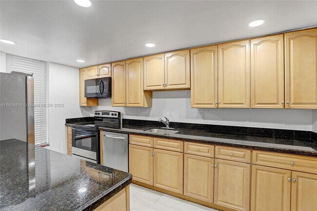 Foto del edificio - 6308 SW 139th Ct