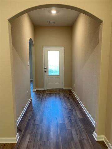 Building Photo - 216 Ridgeland Oak Dr