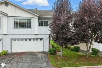 Building Photo - 5546 Sapphire Loop