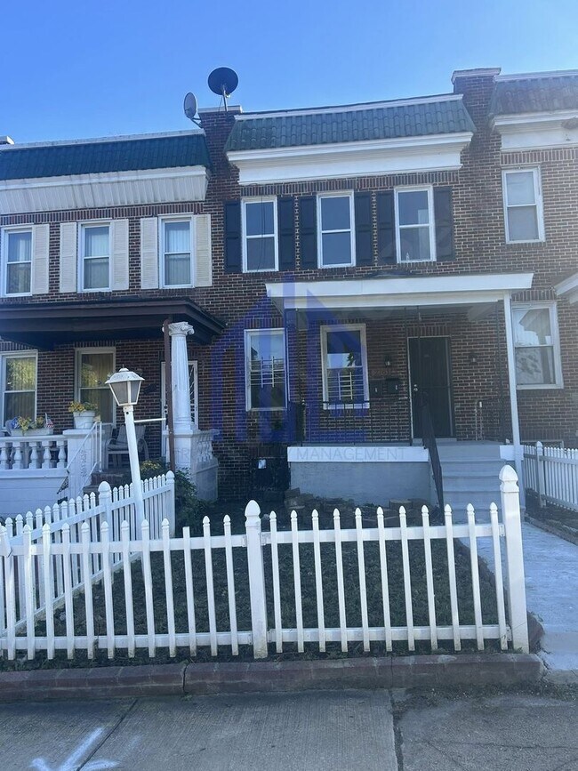 Building Photo - 2761 Baker St