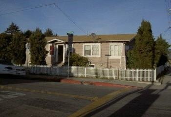 Building Photo - 106 Marchant St