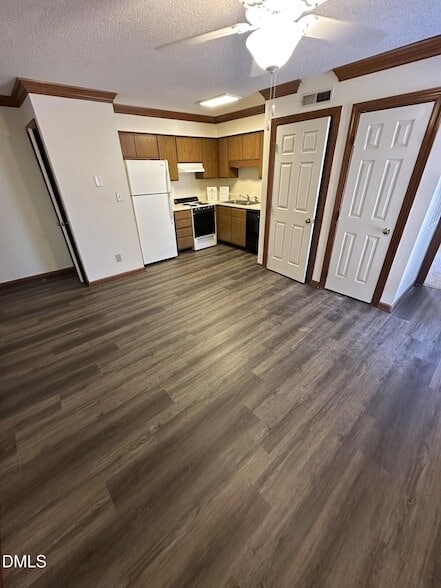 Building Photo - 3504 Ivy Commons Dr