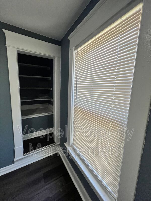 300 N White Ave Unit C, Kansas City, MO 64123 Condo for Rent in