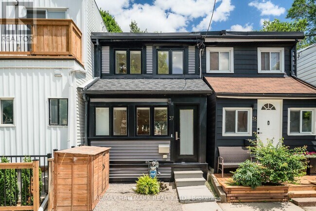 Building Photo - 37 Craven Rd