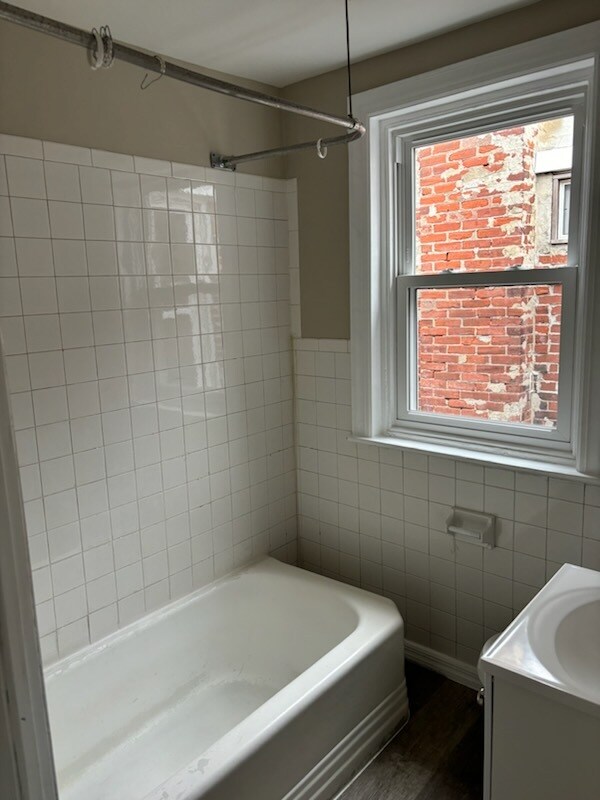 Building Photo - 121 S Filmore St
