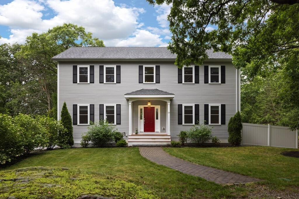 Foto principal - 26 Peach Orchard Rd