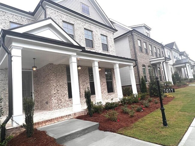 Foto del edificio - 5011 Bellmoore Park Ln