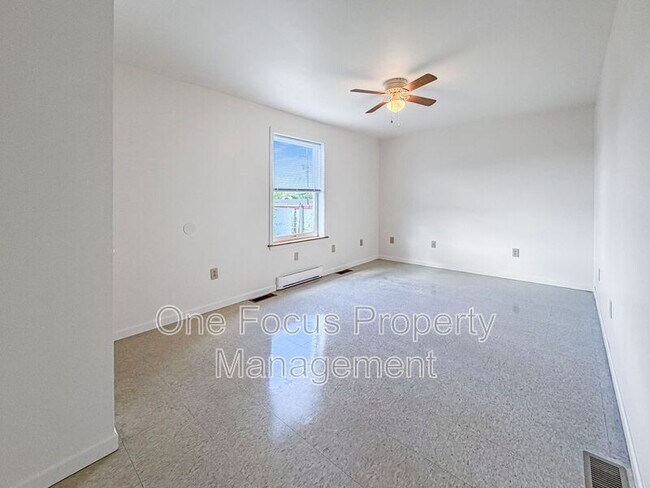 Foto del edificio - 212 Third Avenue