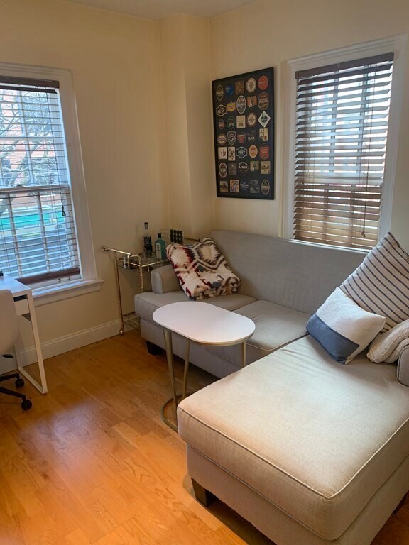 Foto del edificio - 15 River St Pl