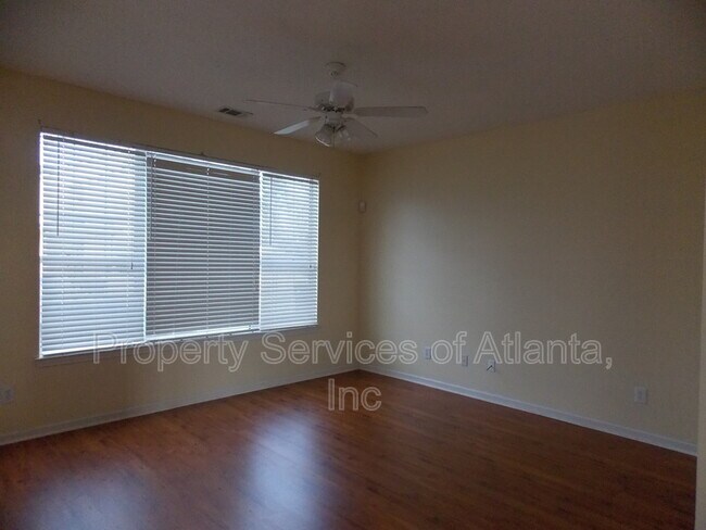 Building Photo - 2493 Brianna Dr