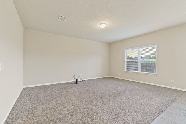 Building Photo - 3510 Penta Fields Converse TX 78109