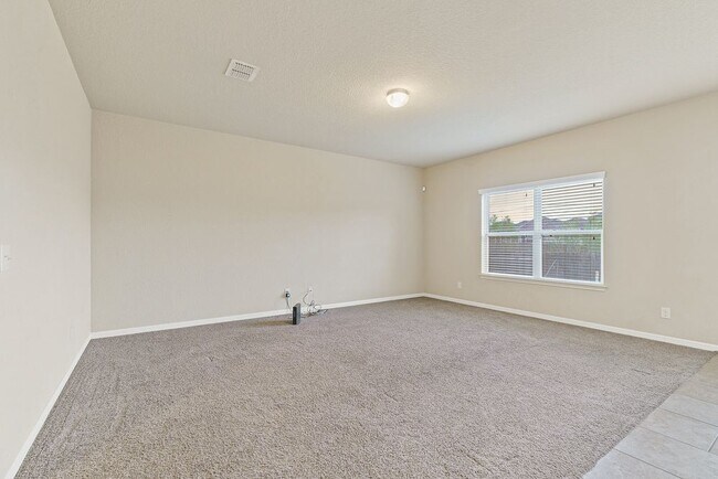 Foto del edificio - 3510 Penta Fields Converse TX 78109