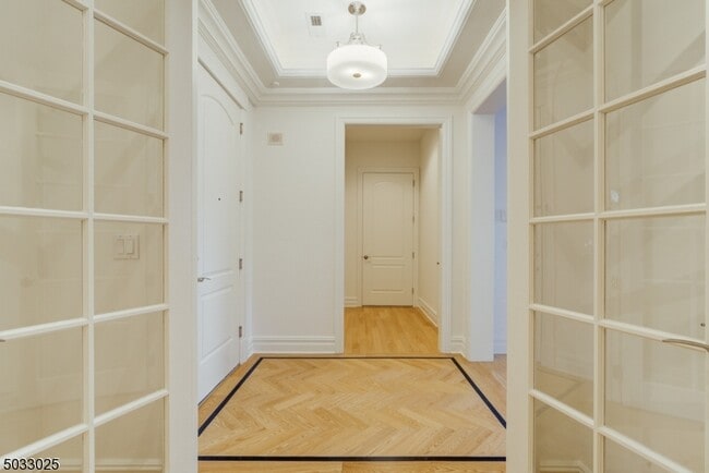 Foto del edificio - 50 Parmley Pl