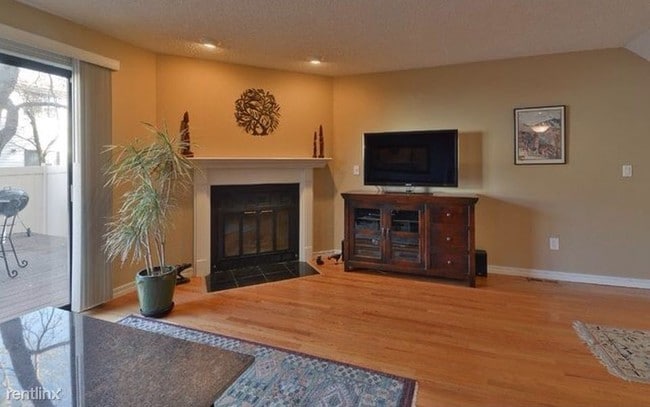 Building Photo - 1510 Sidon Cir