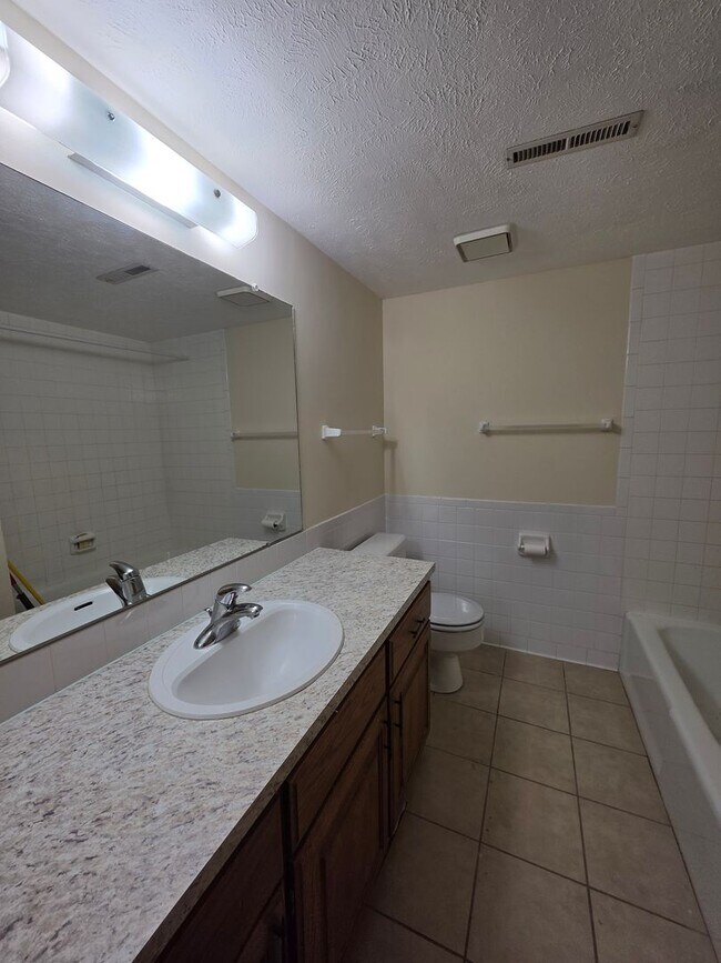 Foto del edificio - Lamplighter 1