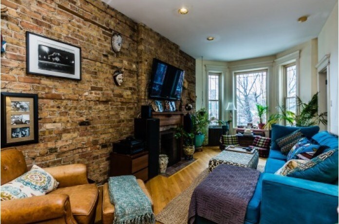 Interior Photo - 3317 N Sheffield Ave