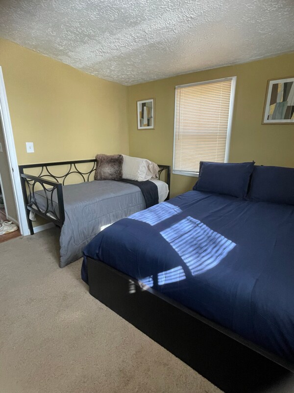 Foto del edificio - 888 W Lombard St