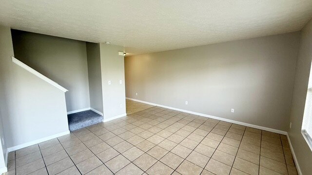 Building Photo - SOUTH EAST/FRANKLIN TWP 4 BR/2.5 BA LIKE NEW 2-STORY HOME AVAILABLE NOW!