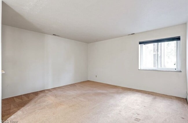 Building Photo - 25735 Lorain Rd