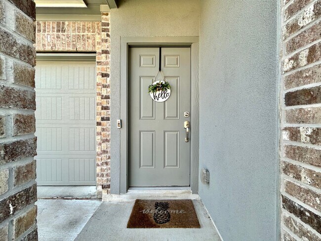 Foto del edificio - 3/BR 2/BA Home with Modern Comforts and a ...