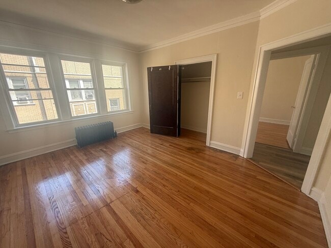 Building Photo - 2148 Gunderson Ave