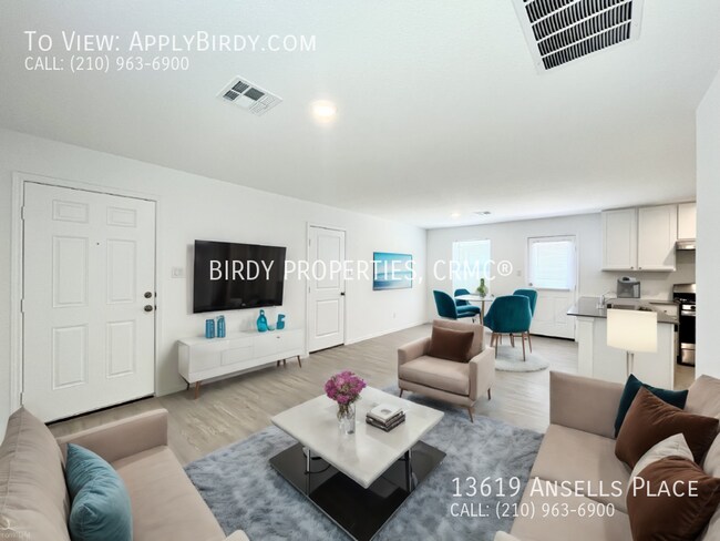 Building Photo - "Charming 3-Bedroom Home with 2 Full Baths...