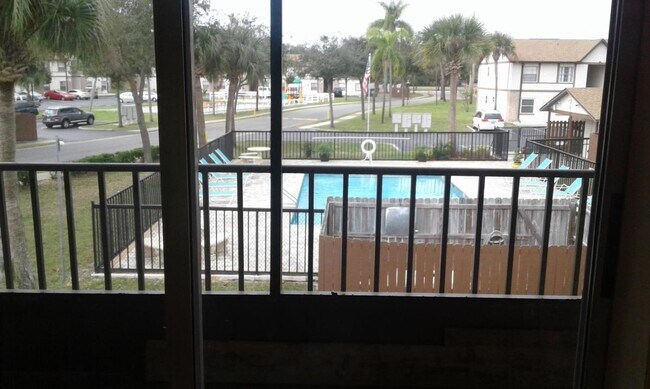 Building Photo - 416 Banana Cay Dr