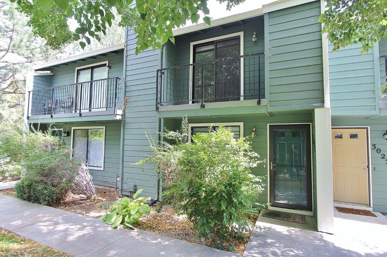 Foto principal - 3021 S Windstream Ln
