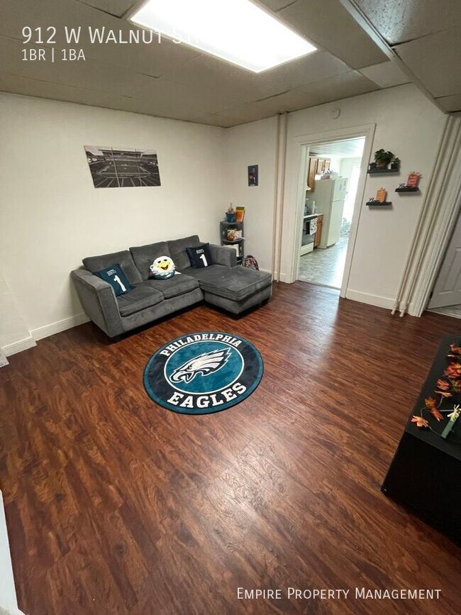 Foto del edificio - 1st Floor: 1 Bedroom /1 Bathroom Apartment...