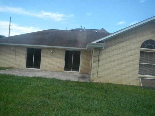 Building Photo - 3310 Old Hwy 146