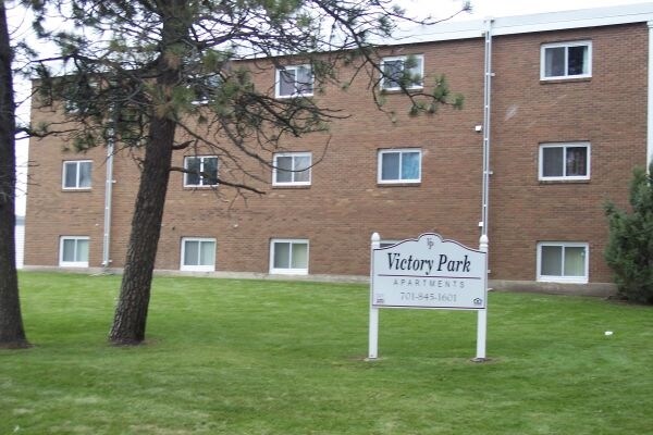 Foto del edificio - 815-845 6th Ave NE