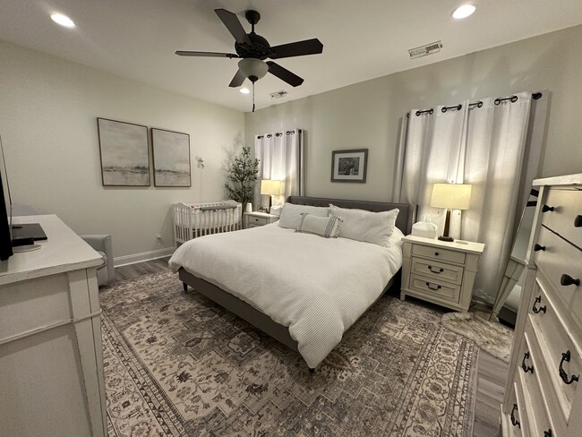 Master - 521 Capstone Dr