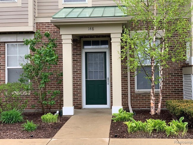 Foto del edificio - 148 Hamilton St