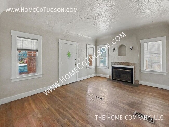 Photo - 544 E Speedway Blvd Apartment