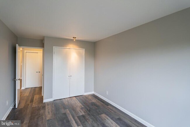 Foto del edificio - 1001 26th St NW