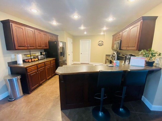 Building Photo - 16344 Heartland Ln