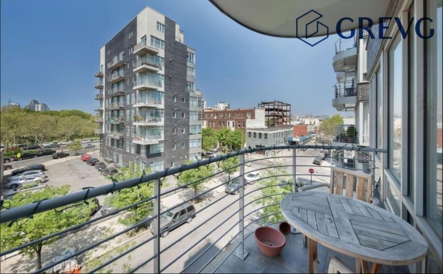 Foto del edificio - 2 bedroom in Brooklyn NY 11222