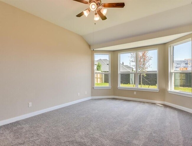 Building Photo - 907 Daffodil View Ct