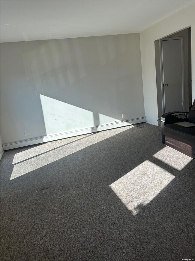 Foto del edificio - 729 E Walnut St