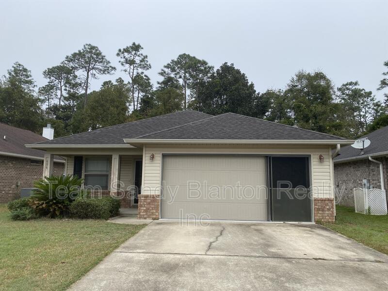 686 Mozingo Ln, Pensacola, FL 32514 House Rental in Pensacola, FL